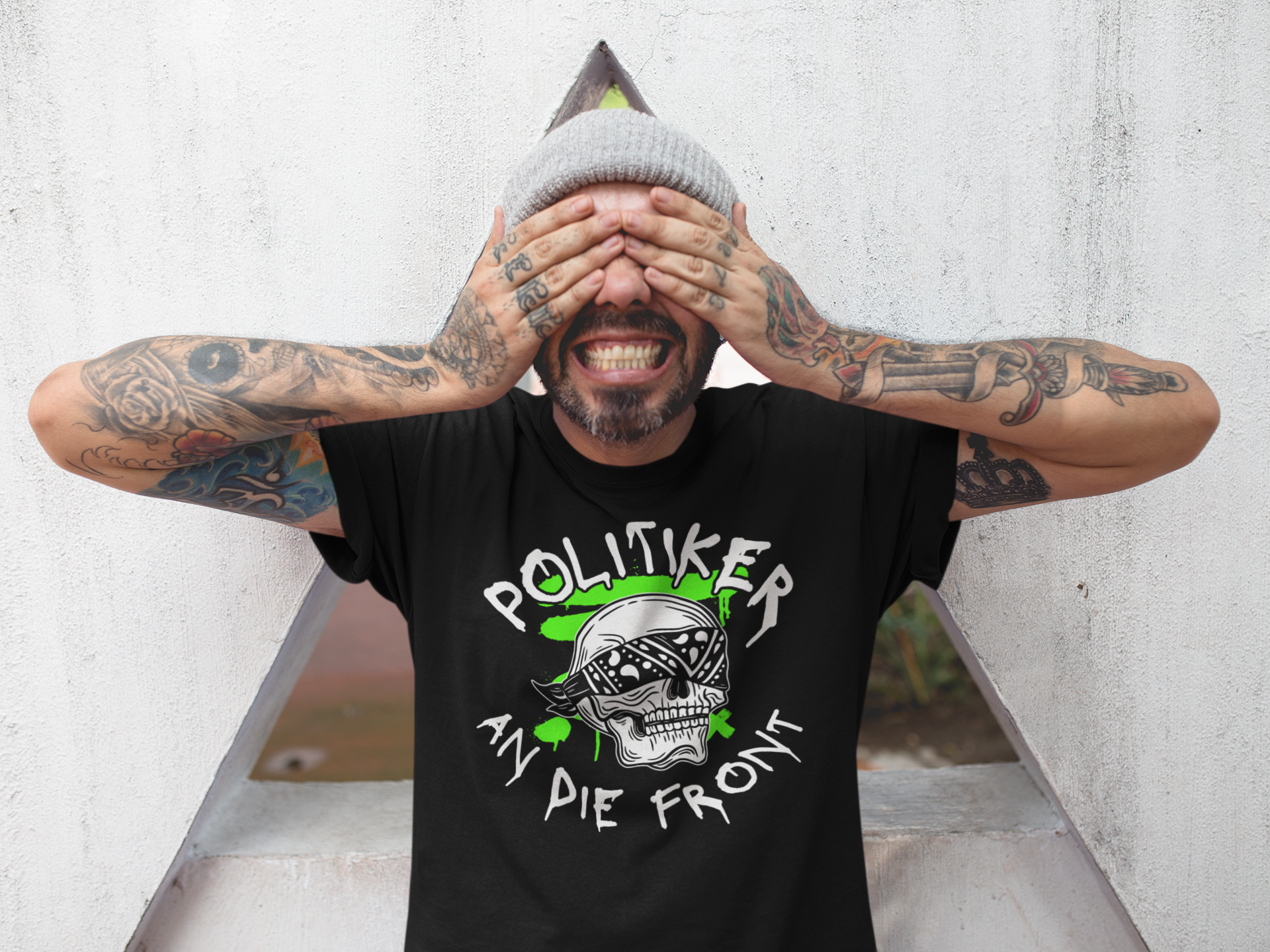 Politiker an die Front Unisex T-Shirt